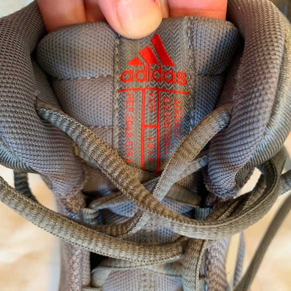 Adidas Kids Pro Spark basketball shoes - Picture 7 of 8